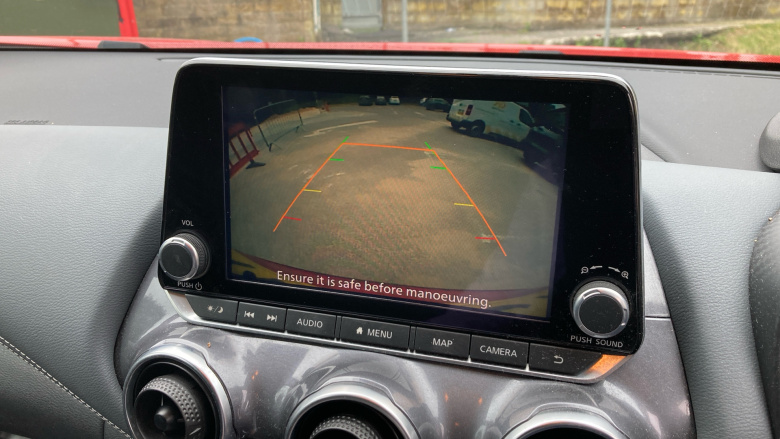 Nissan Juke 1.0 DiG-T 114 N-Connecta 5dr Petrol Hatchback